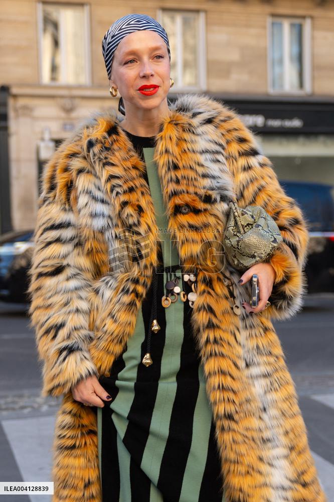 PFW - Hodakova Street Style