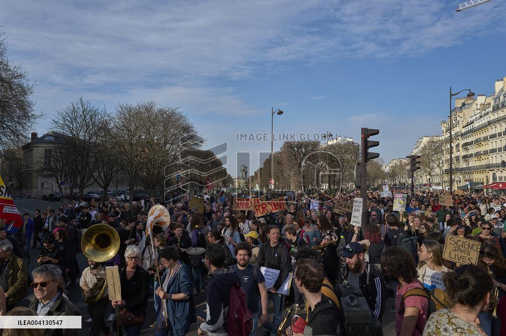 Stand Up For Science Rally - Paris