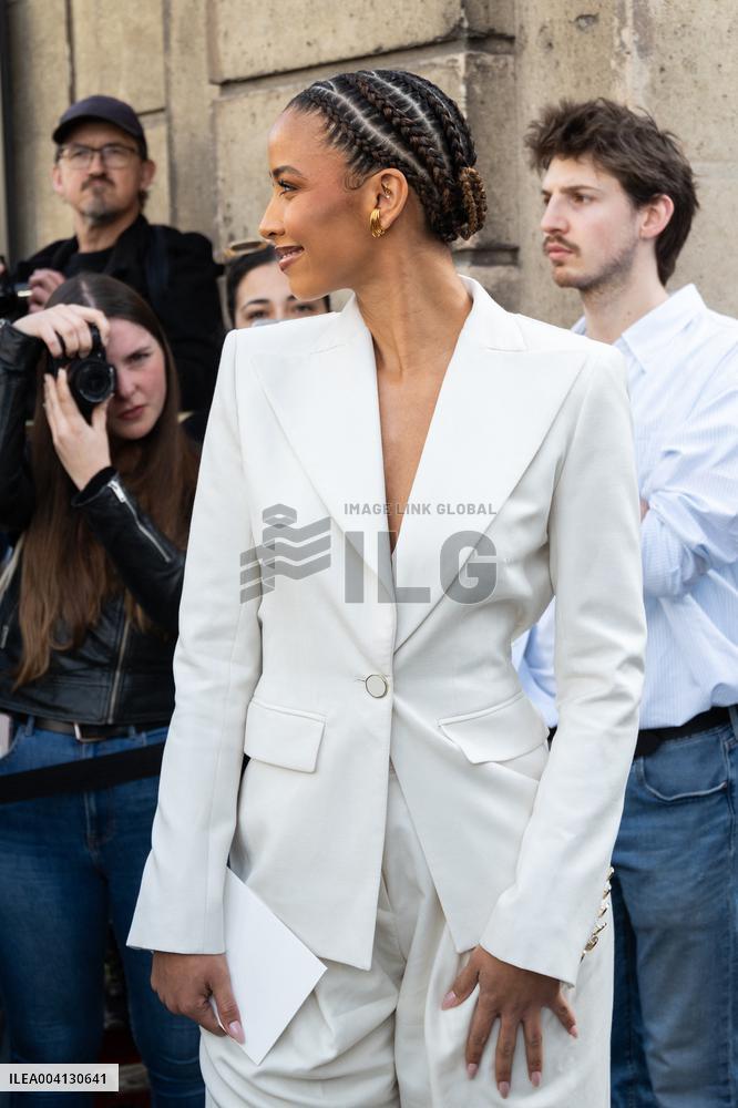 PFW - Nina Ricci PAP - Arrivals NB