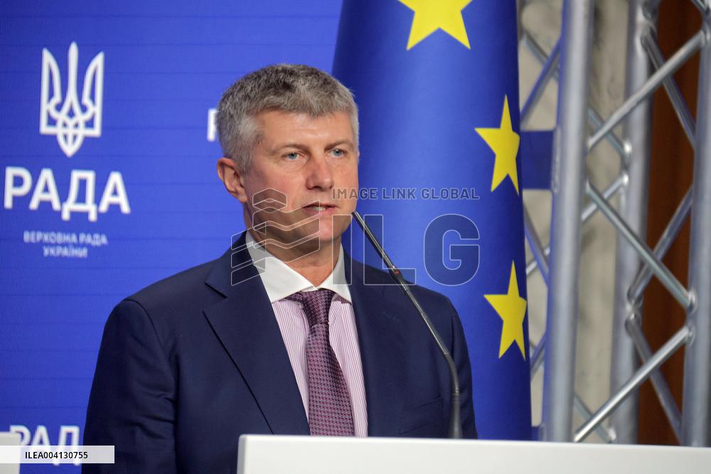 News conference of Vadym Halaichuk and Pekka Toveri in Kyiv