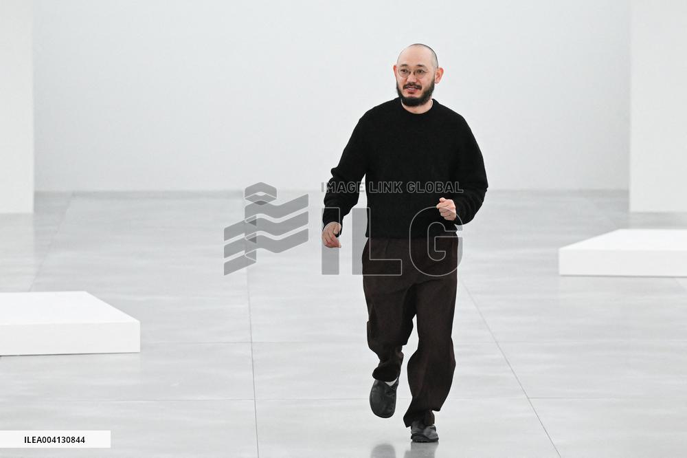PFW Issey Miyake Runway