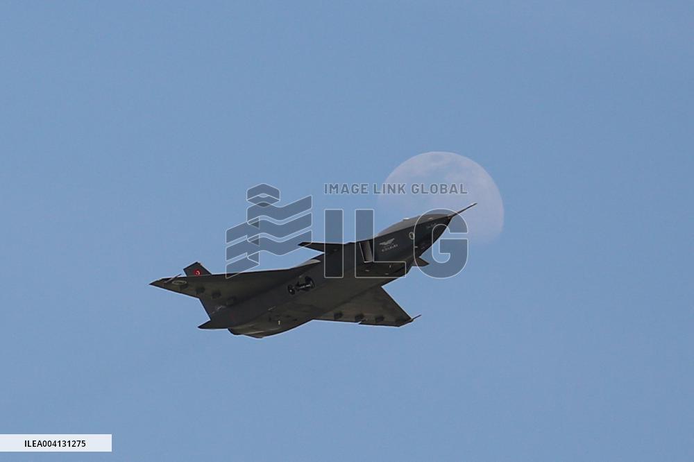 Turkish Drones To Defend Europe - Istanbul