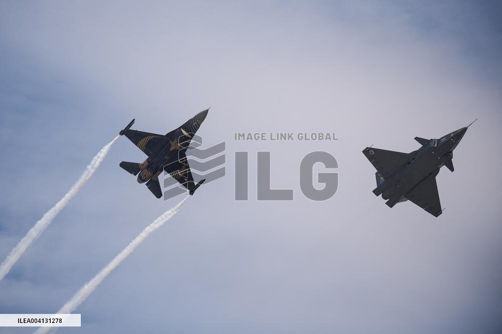 Turkish Drones To Defend Europe - Istanbul