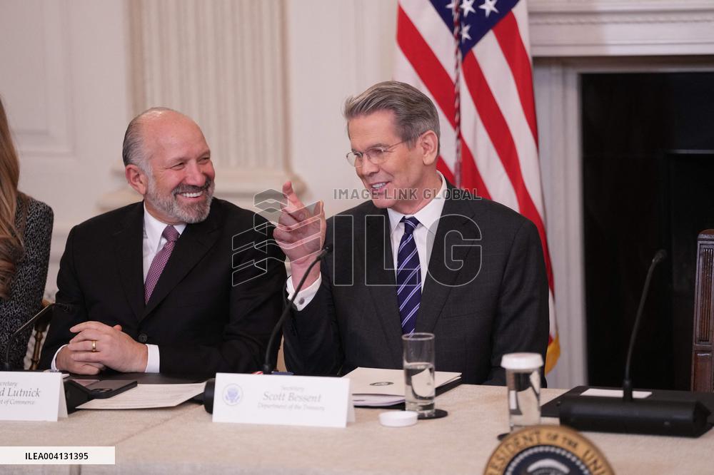 Trump Hosts a Crypto Summit