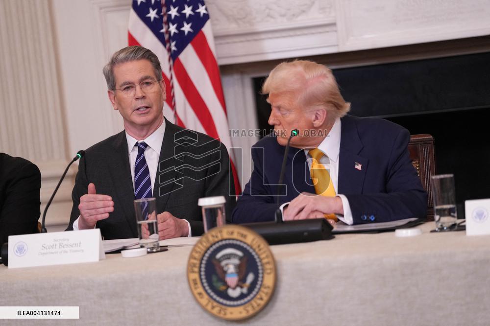 Trump Hosts a Crypto Summit