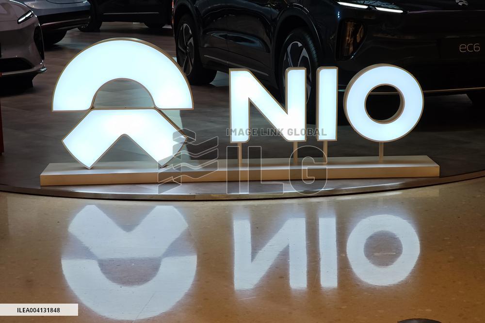 NIO ONVO Vehicle