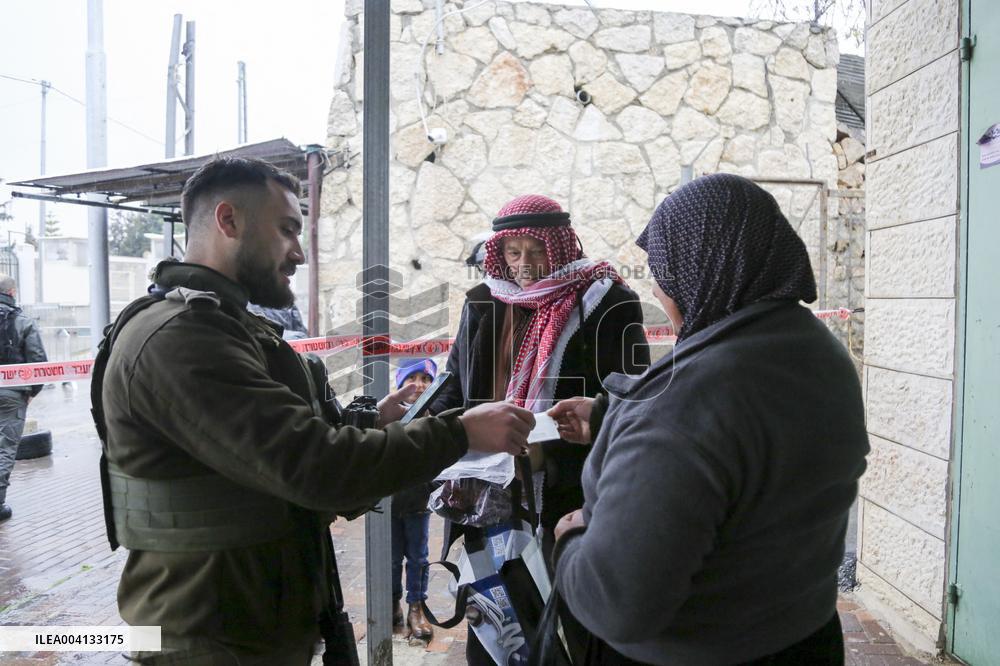Muslims cross Israeli checkpoint for first Friday of Ramadan - Bethlehem