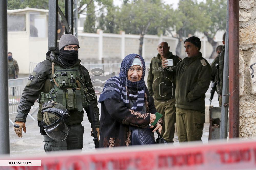 Muslims cross Israeli checkpoint for first Friday of Ramadan - Bethlehem