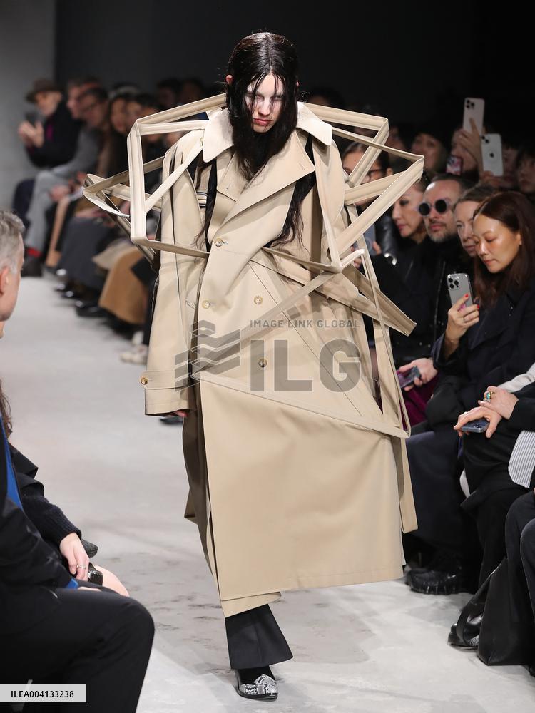 Alain-Gil Gonzalez - PFW - Junya Watanabe Runway - Bela