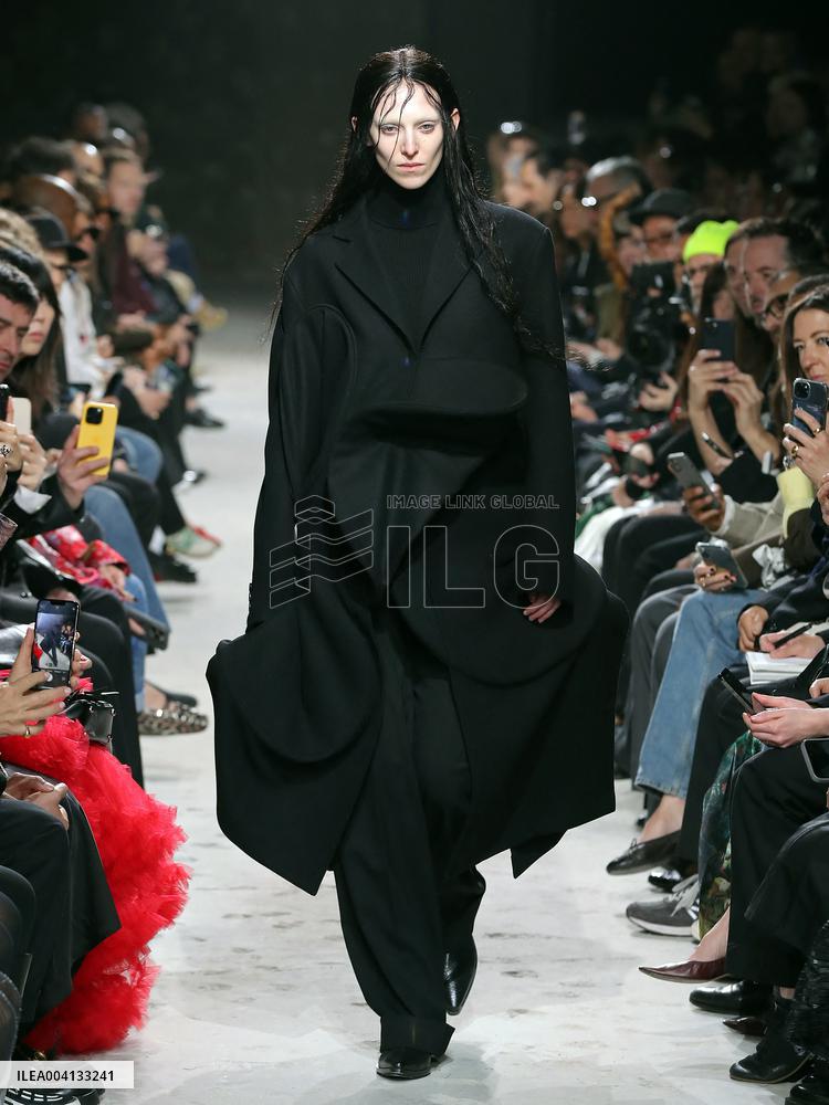 Alain-Gil Gonzalez - PFW - Junya Watanabe Runway - Bela