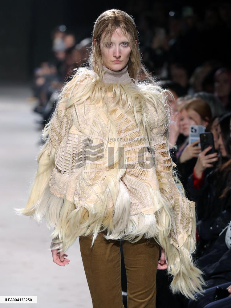Alain-Gil Gonzalez - PFW - Junya Watanabe Runway - Bela