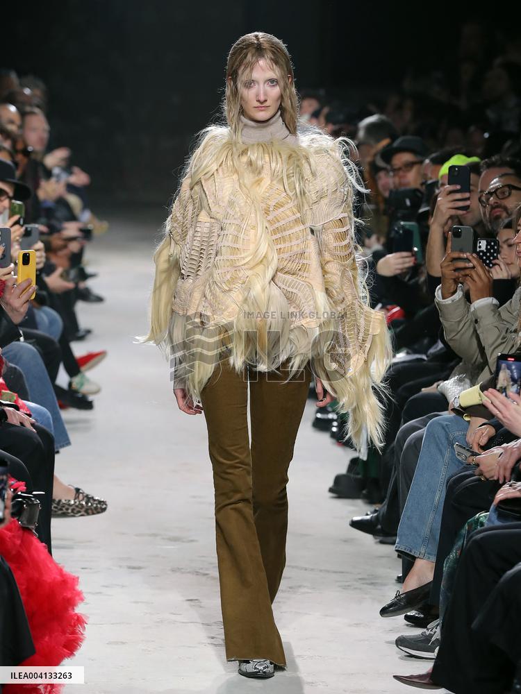 Alain-Gil Gonzalez - PFW - Junya Watanabe Runway - Bela