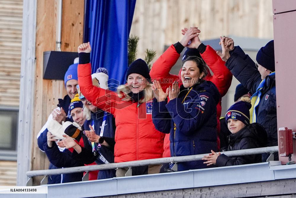 SWEDEN ROYALS AT NORDIC SKI WORLD CHAMPIONSHIPS MEN'S 50 KMS