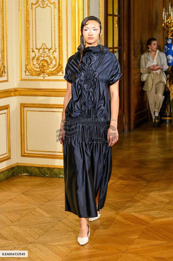 PFW - Roisín Pierce Runway