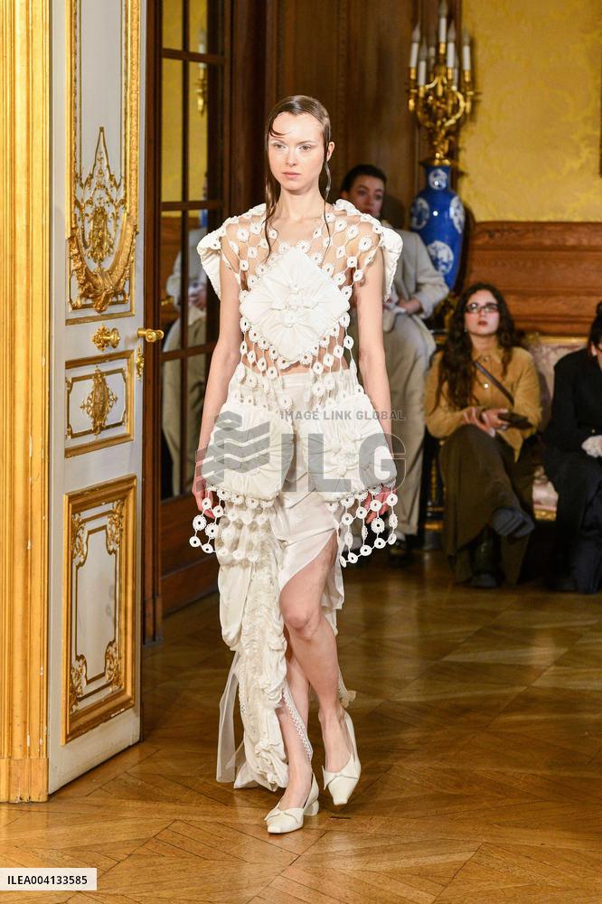 PFW - Roisín Pierce Runway