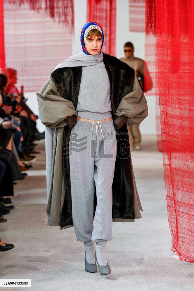PFW - Magda Butrym Runway