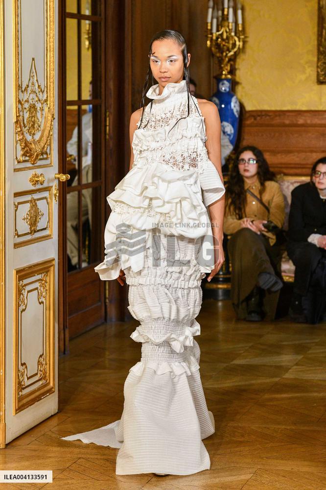 PFW - Roisín Pierce Runway