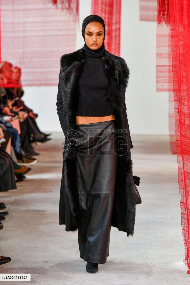 PFW - Magda Butrym Runway