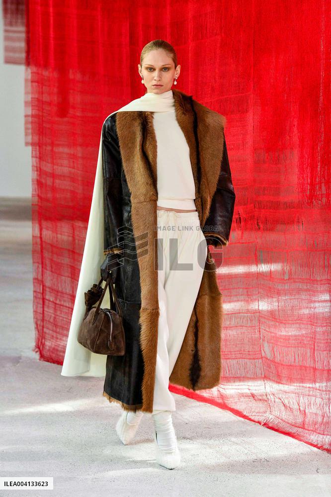 PFW - Magda Butrym Runway