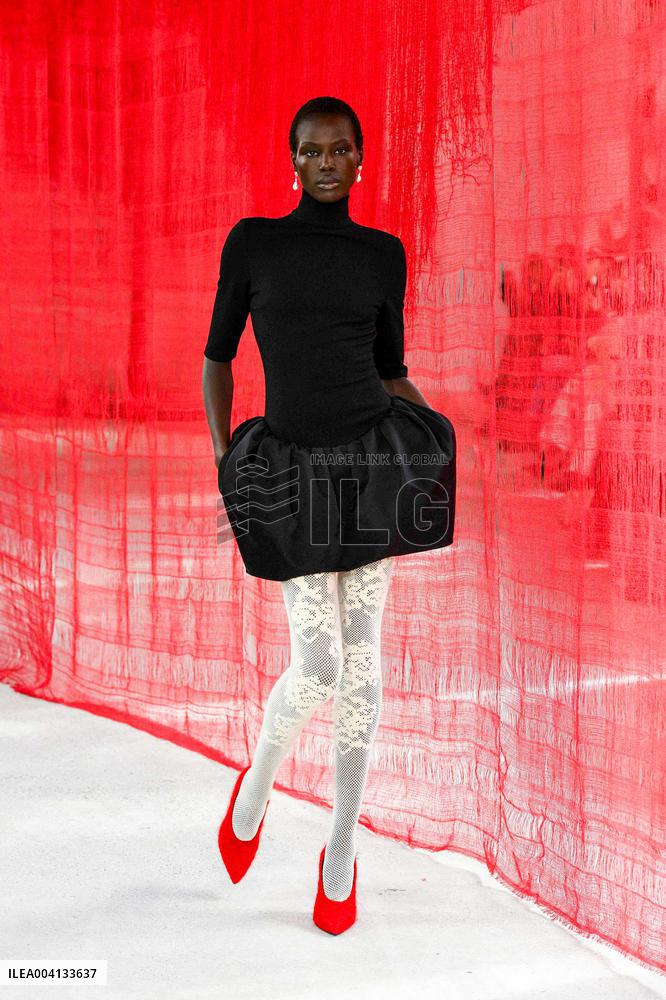 PFW - Magda Butrym Runway