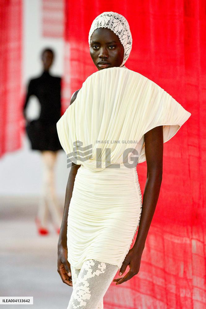 PFW - Magda Butrym Runway