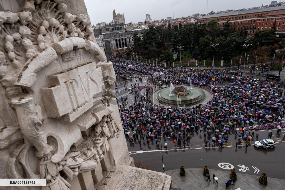 Demonstration called by the 8M Commission for Women's Day 2025 - Madrid