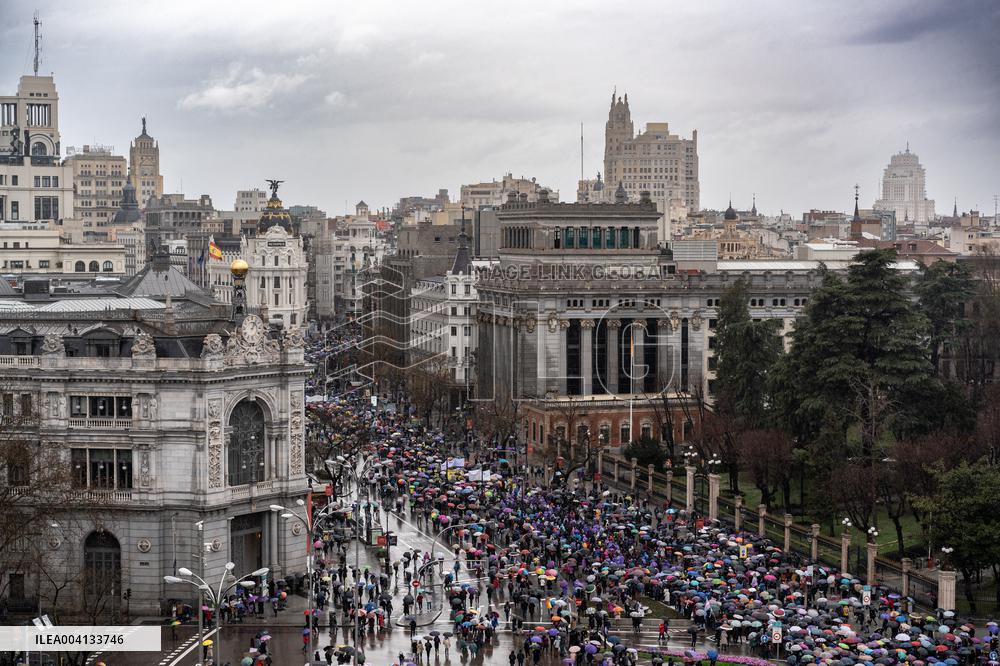 Demonstration called by the 8M Commission for Women's Day 2025 - Madrid