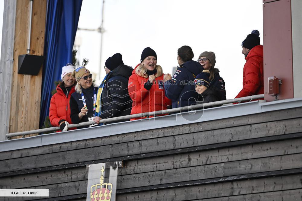 SWEDEN ROYALS AT NORDIC SKI WORLD CHAMPIONSHIPS MEN'S 50 KMS