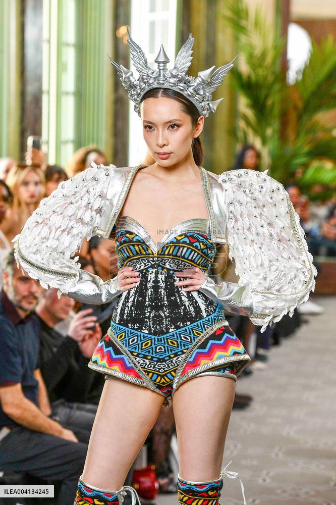 PFW - Serbia Fashion Week Runway