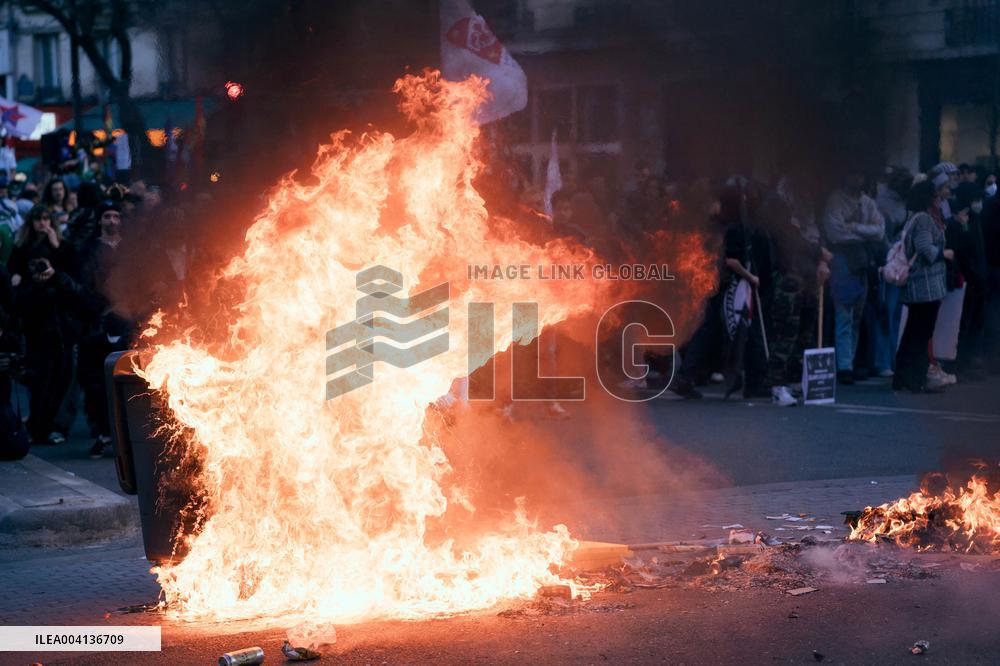 Nemesis collective during International Women's Day - Paris AJ