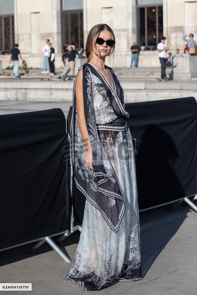 PFW - Elie Saab PAP - Arrivals NB