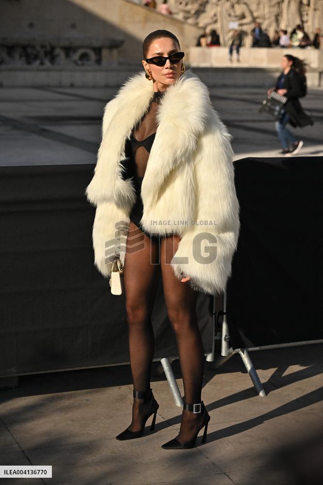 PFW Elie Saab Outside Arrivals