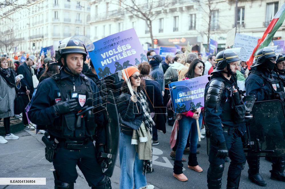 Nemesis collective during International Women's Day - Paris AJ