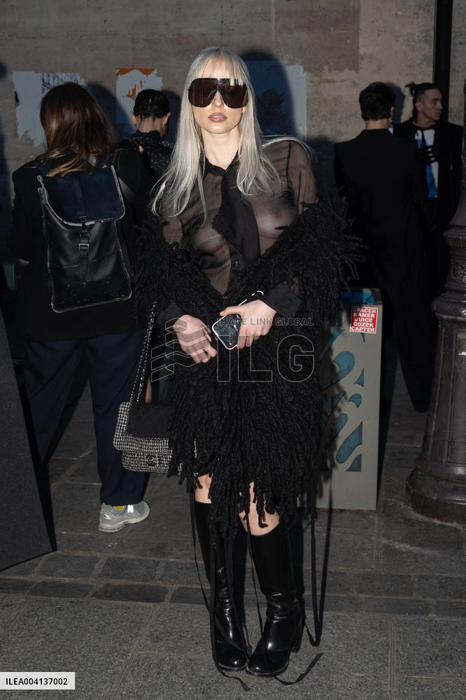 PFW - Ann Demeulemeester PAP - Arrivals NB