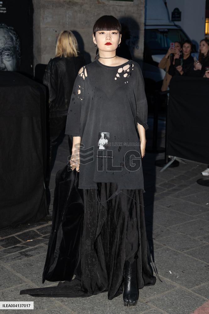 PFW - Ann Demeulemeester PAP - Arrivals NB