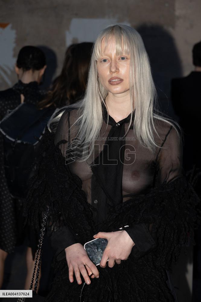 PFW - Ann Demeulemeester PAP - Arrivals NB