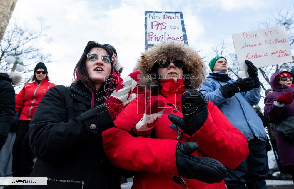 Internationnal Women's Day Near US Embassy - Ottawa