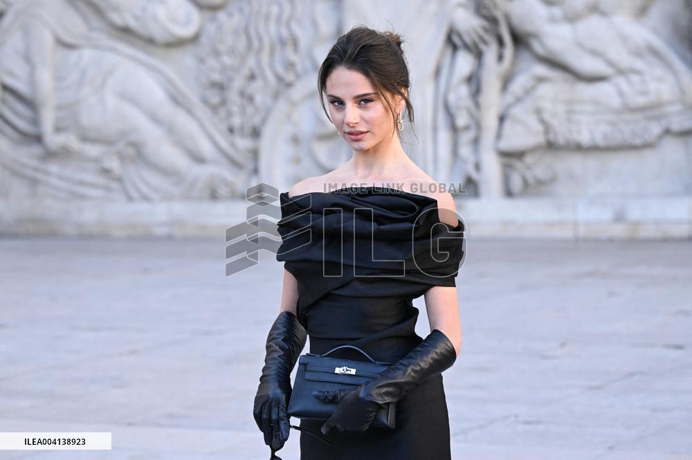 PFW Elie Saab Arrivals
