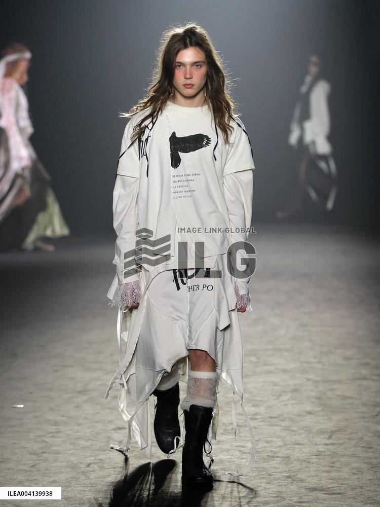PFW - Ann Demeulemeester Runway