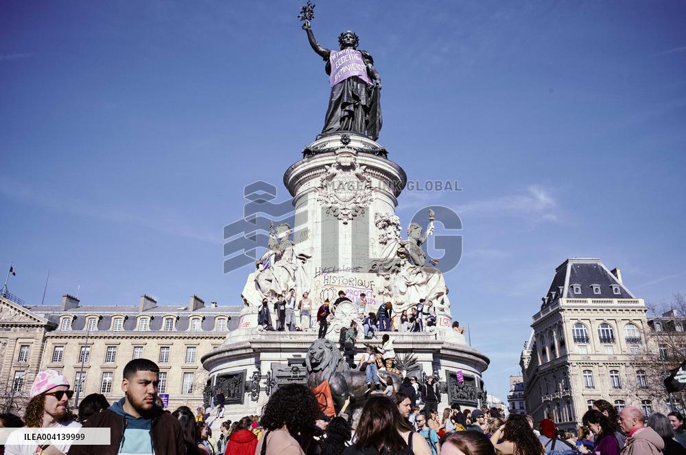 International Womens Day - Paris