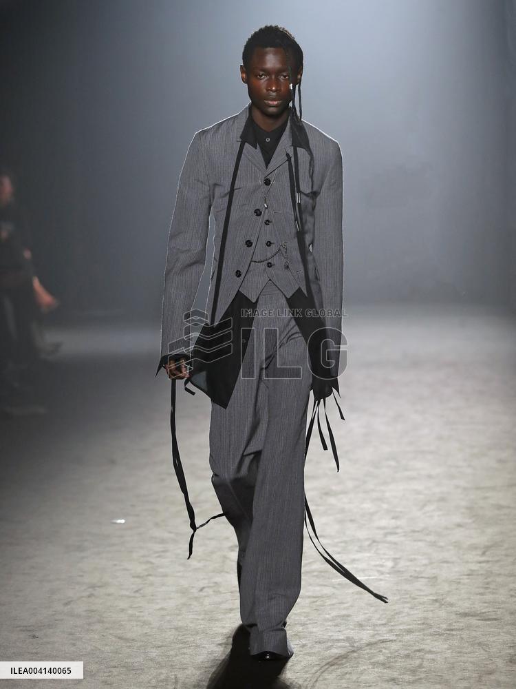 PFW - Ann Demeulemeester Runway