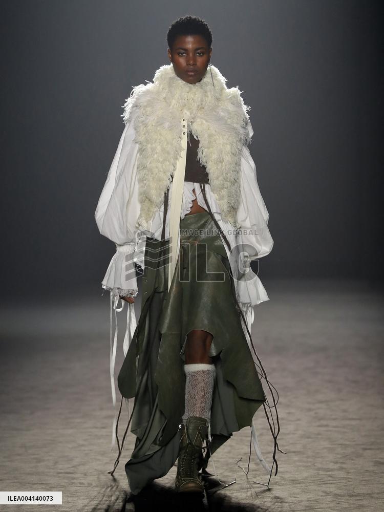 PFW - Ann Demeulemeester Runway