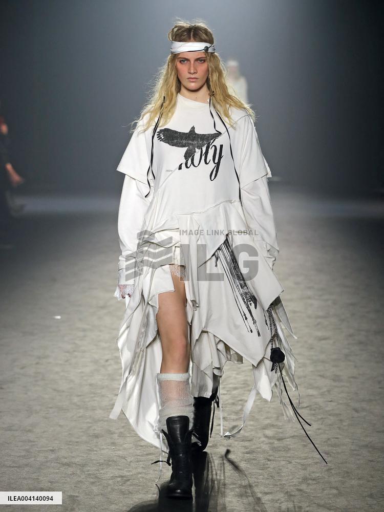 PFW - Ann Demeulemeester Runway