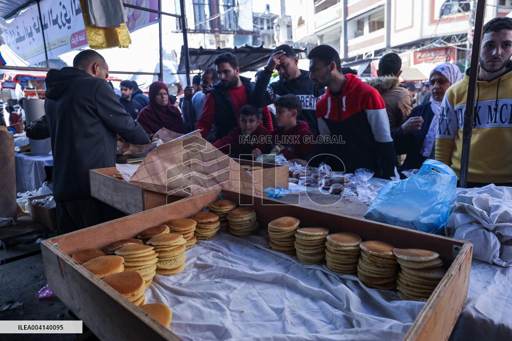 Daily Life In Gaza