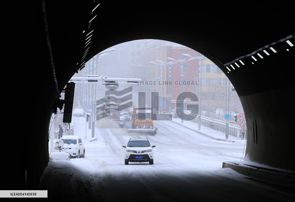 Heavy Snow Hit Altay