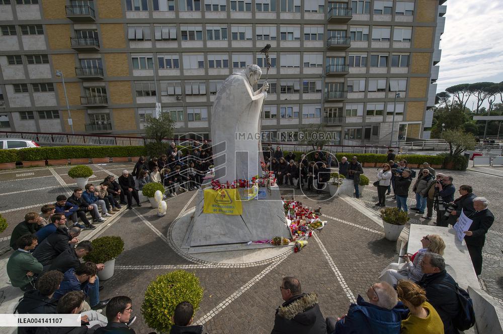 People Pray For Pope Francis at Gemelli Hospital - Rome