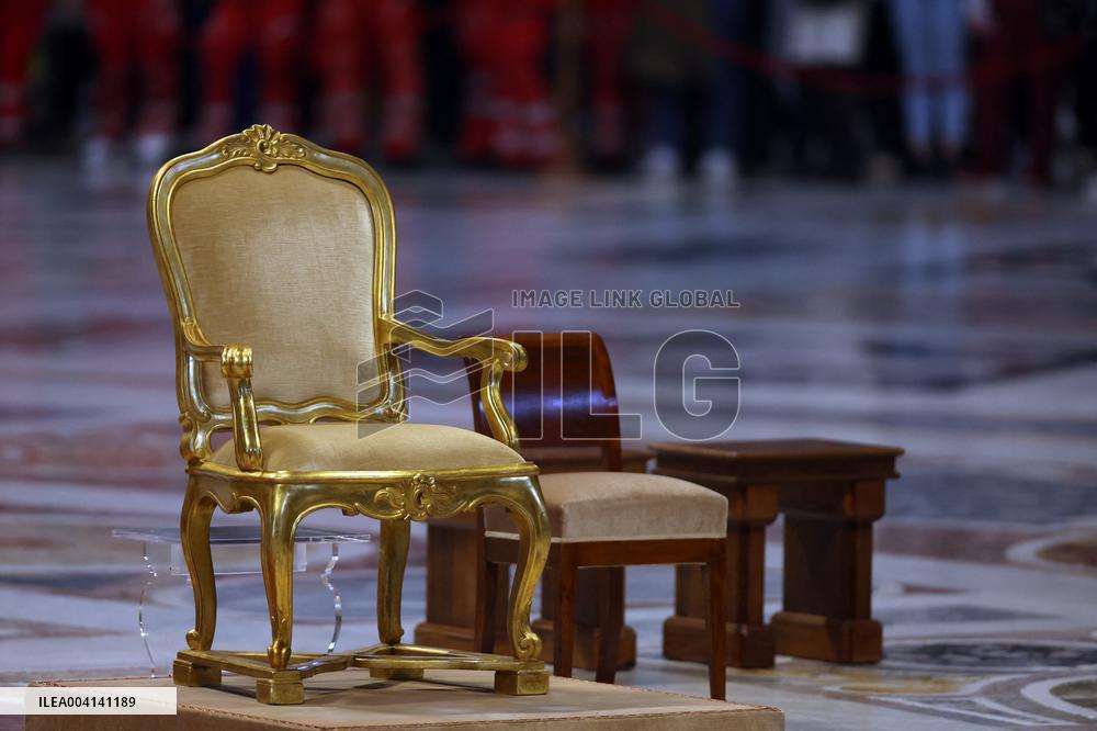 Holy Mass of the Movement for Life - Vatican