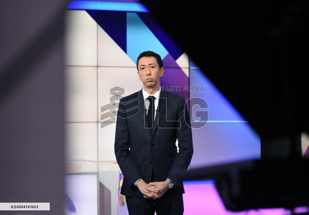 Othman Nasrou On Dimanche En Politique - Paris