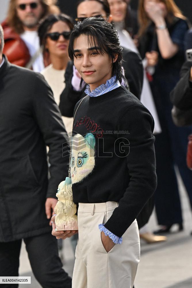 PFW Valentino Outside Arrivals