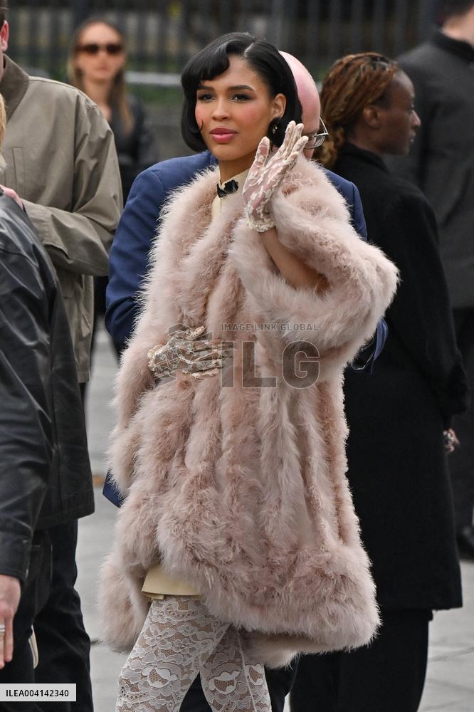 PFW Valentino Outside Arrivals